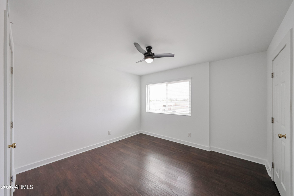 812 W 14th Street - Photo 29