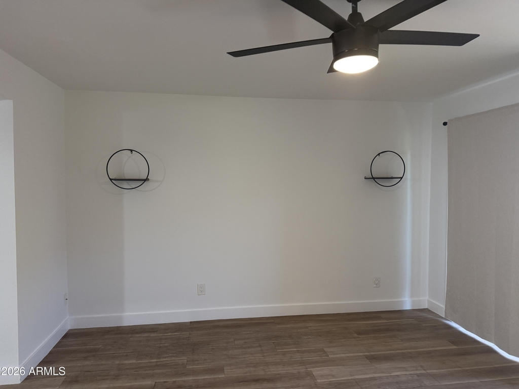 812 W 14th Street - Photo 11