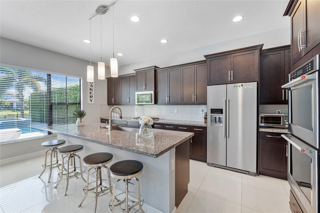11036 Meridian Drive N - Photo 19