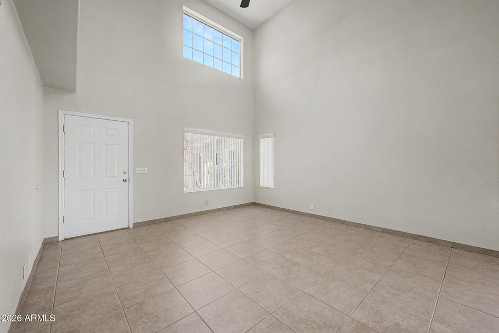 15550 N Frank Lloyd Wright Boulevard - Photo 4