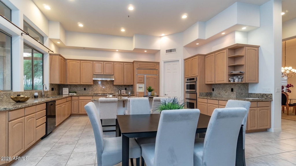 6461 E Crested Saguaro Lane - Photo 3