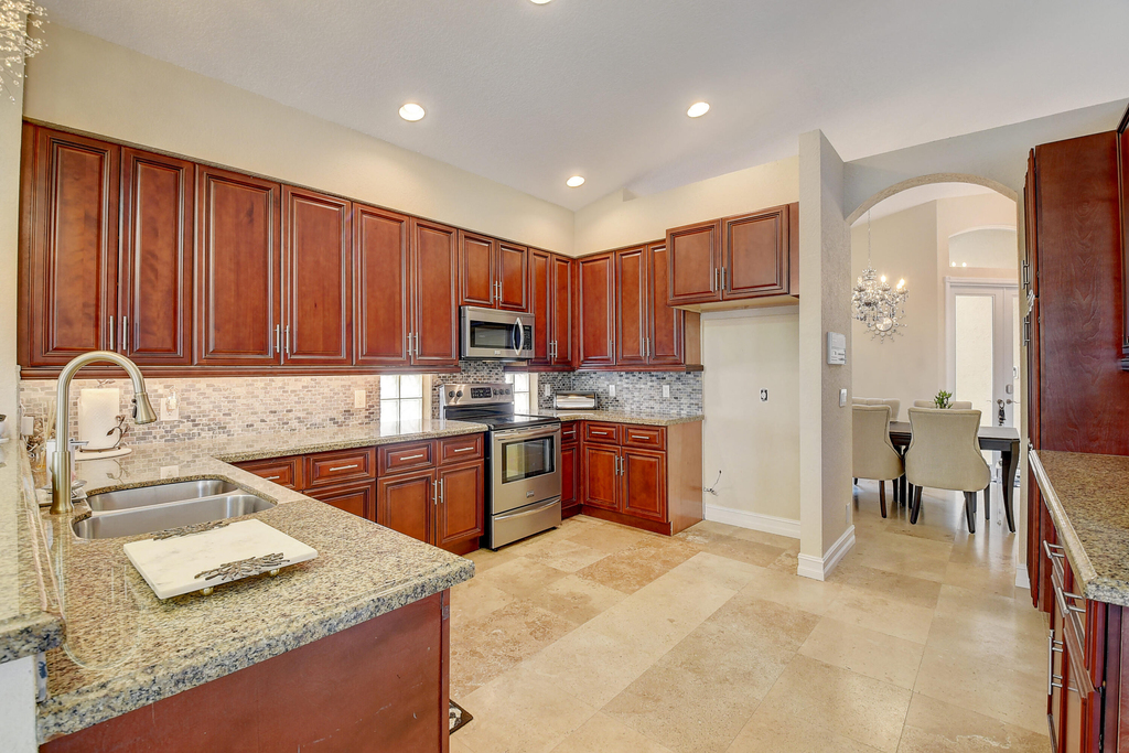 11182 Sea Grass Circle - Photo 8