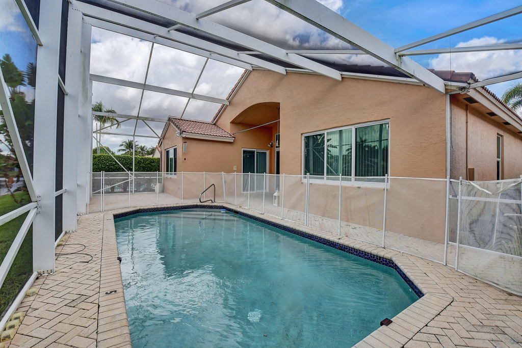 11182 Sea Grass Circle - Photo 21