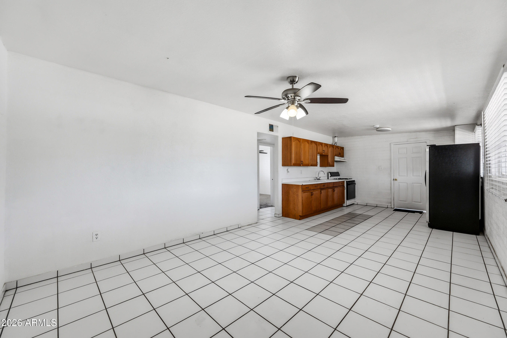 3905 W Almeria Road - Photo 1