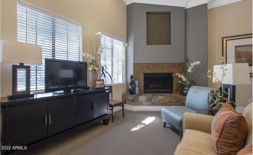 2025 E Campbell Avenue - Photo 17