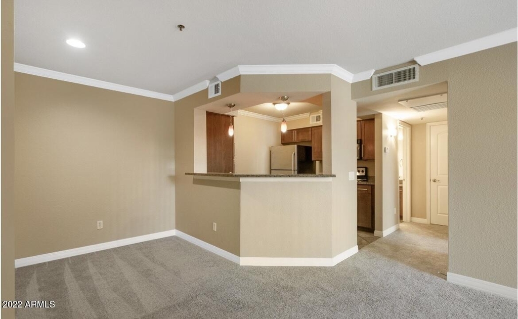2025 E Campbell Avenue - Photo 9