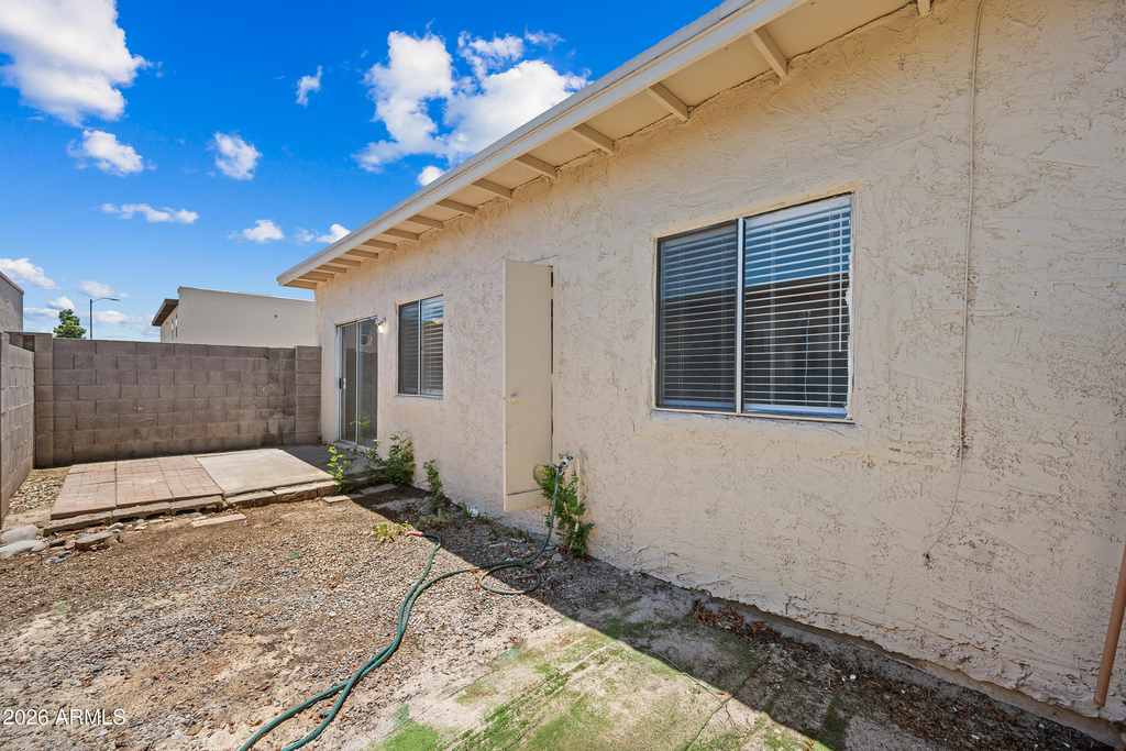 15601 N 27th Street - Photo 16