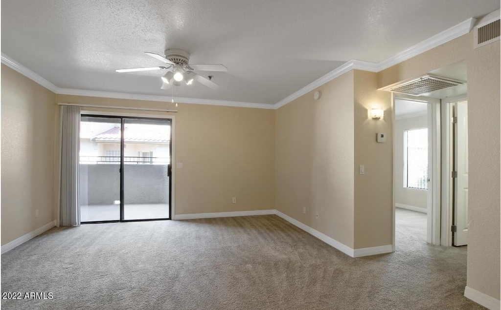 2025 E Campbell Avenue - Photo 10