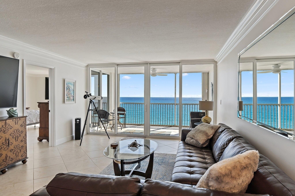 840 Ocean Drive - Photo 12