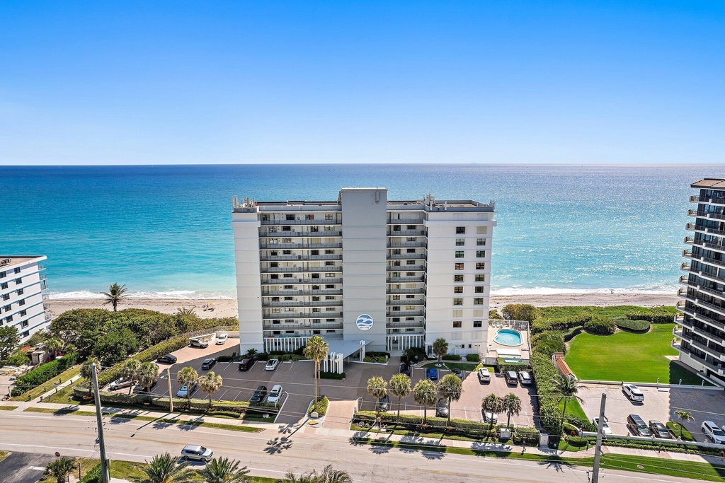 840 Ocean Drive - Photo 33