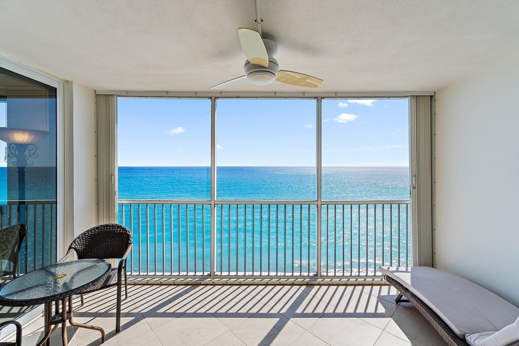 840 Ocean Drive - Photo 29