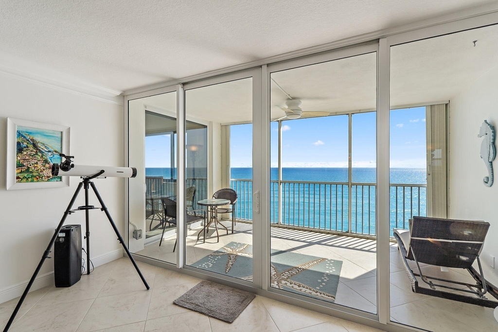 840 Ocean Drive - Photo 13