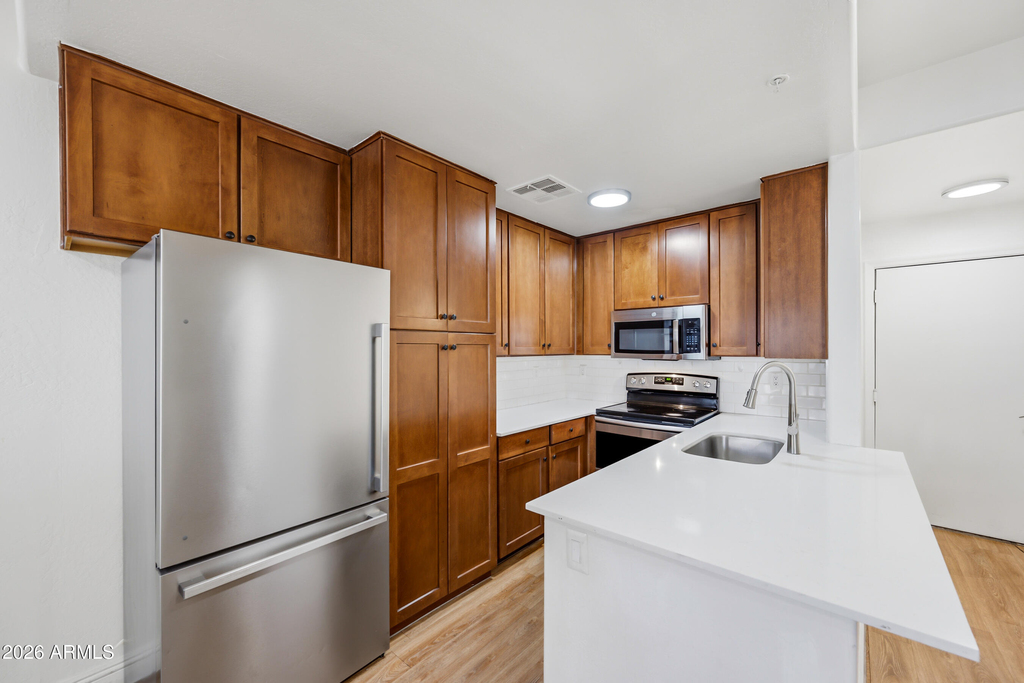 4608 W Maryland Avenue - Photo 6