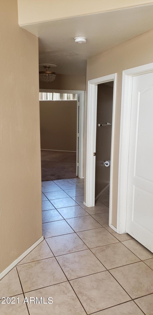 16402 N 39th Place - Photo 3
