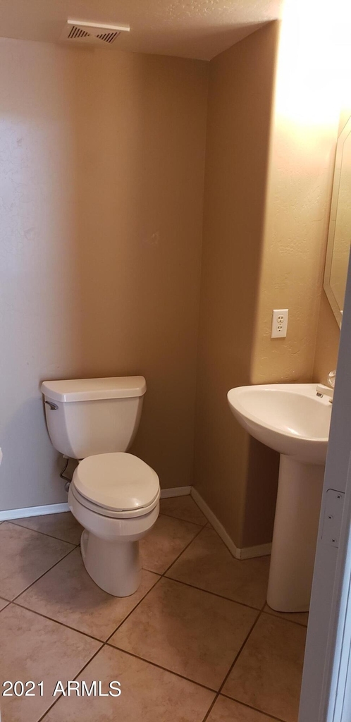 16402 N 39th Place - Photo 17