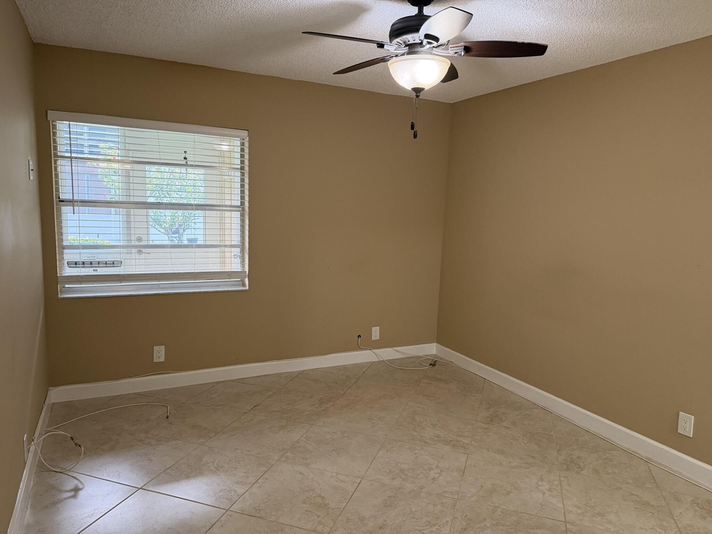 119 Burgundy C - Photo 17