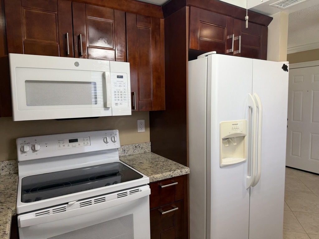 119 Burgundy C - Photo 2