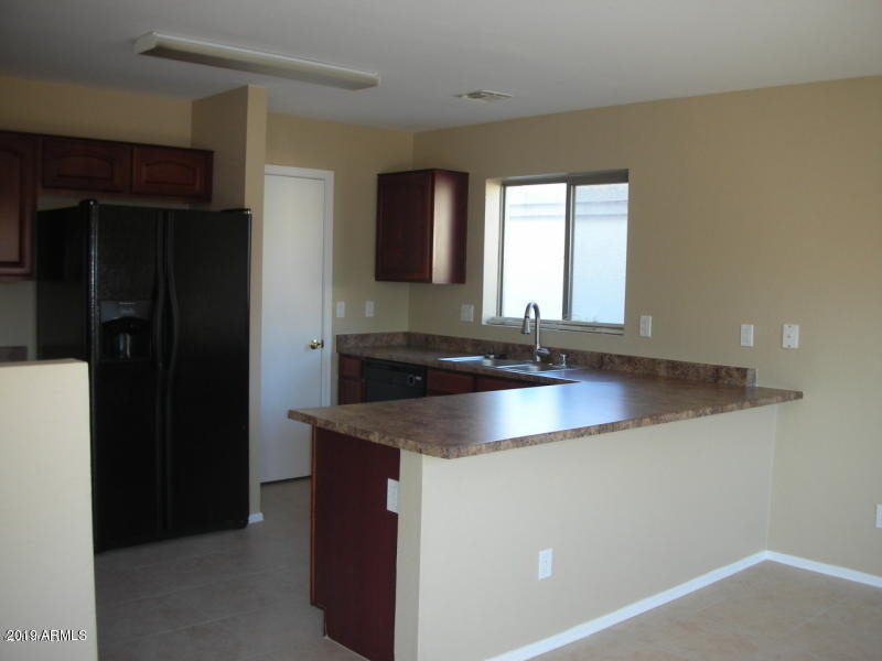 5725 S 32nd Lane - Photo 3