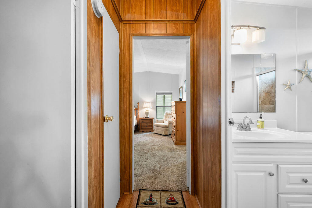 7894 Se Saratoga Drive E - Photo 30