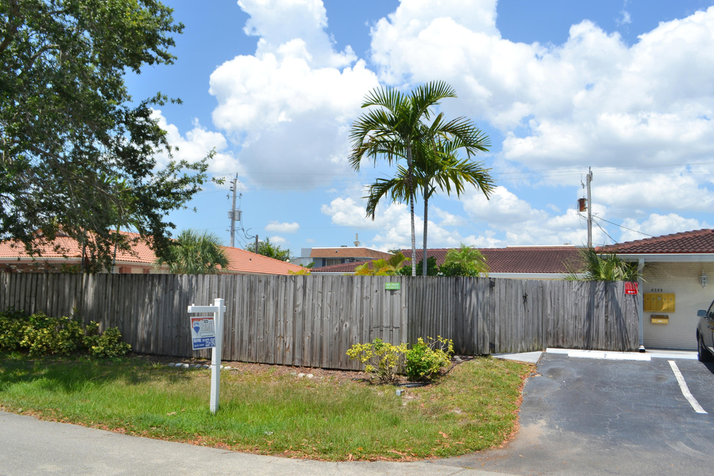 4209 Ne 21st Avenue - Photo 19