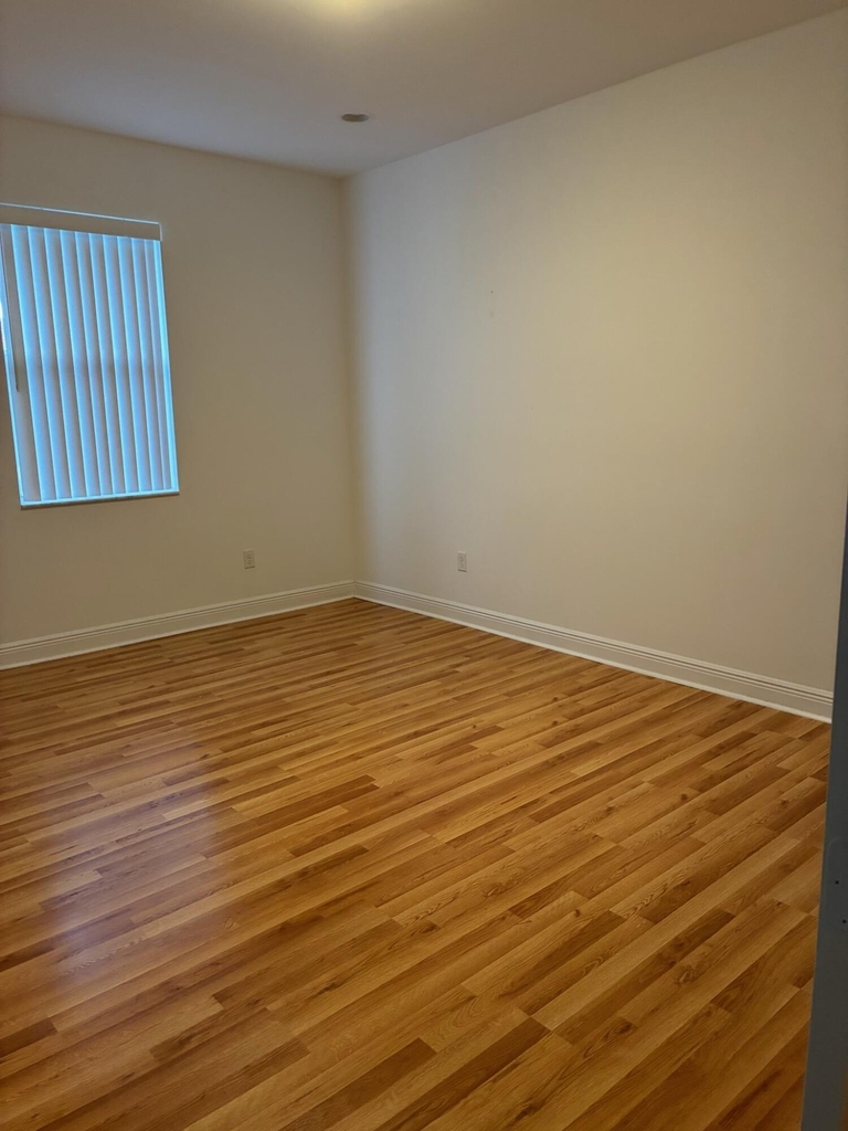6989 Pines Circle - Photo 8