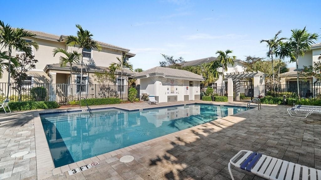 6989 Pines Circle - Photo 17