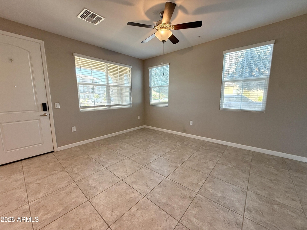 1255 N Arizona Avenue - Photo 1