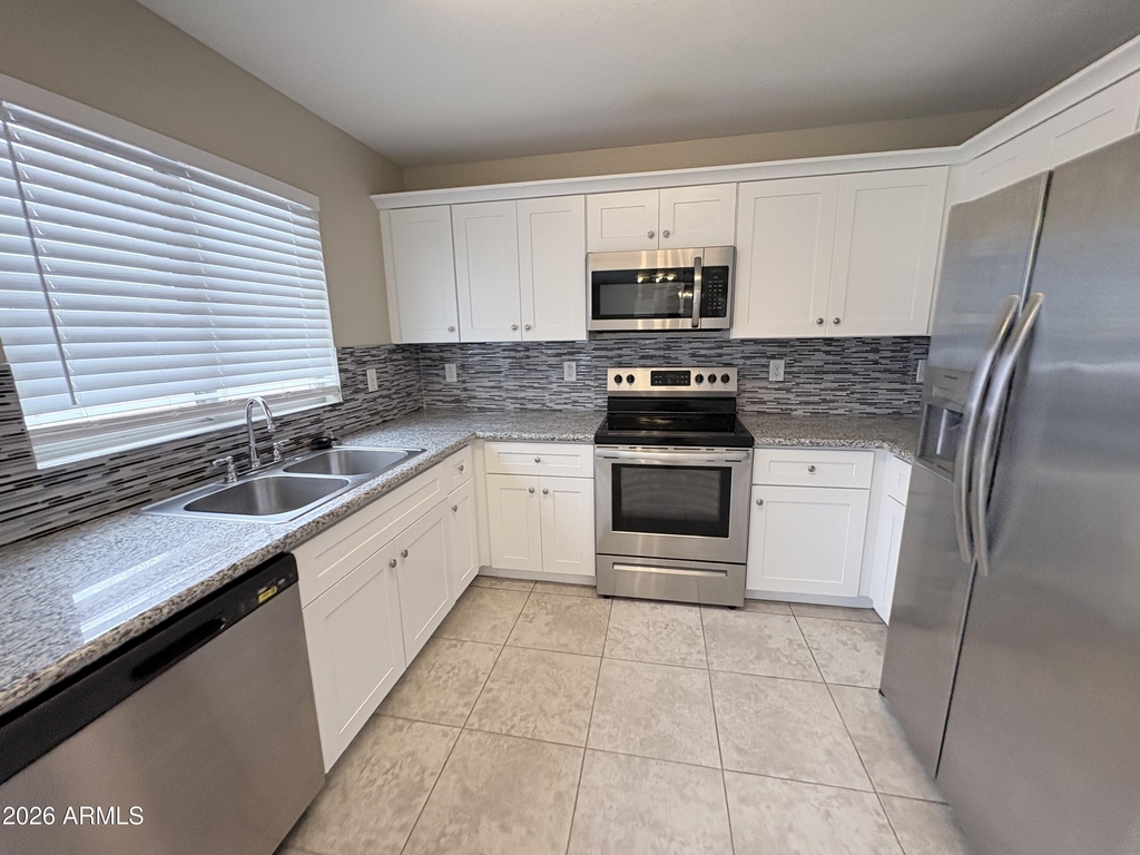 35382 N Happy Jack Drive - Photo 17