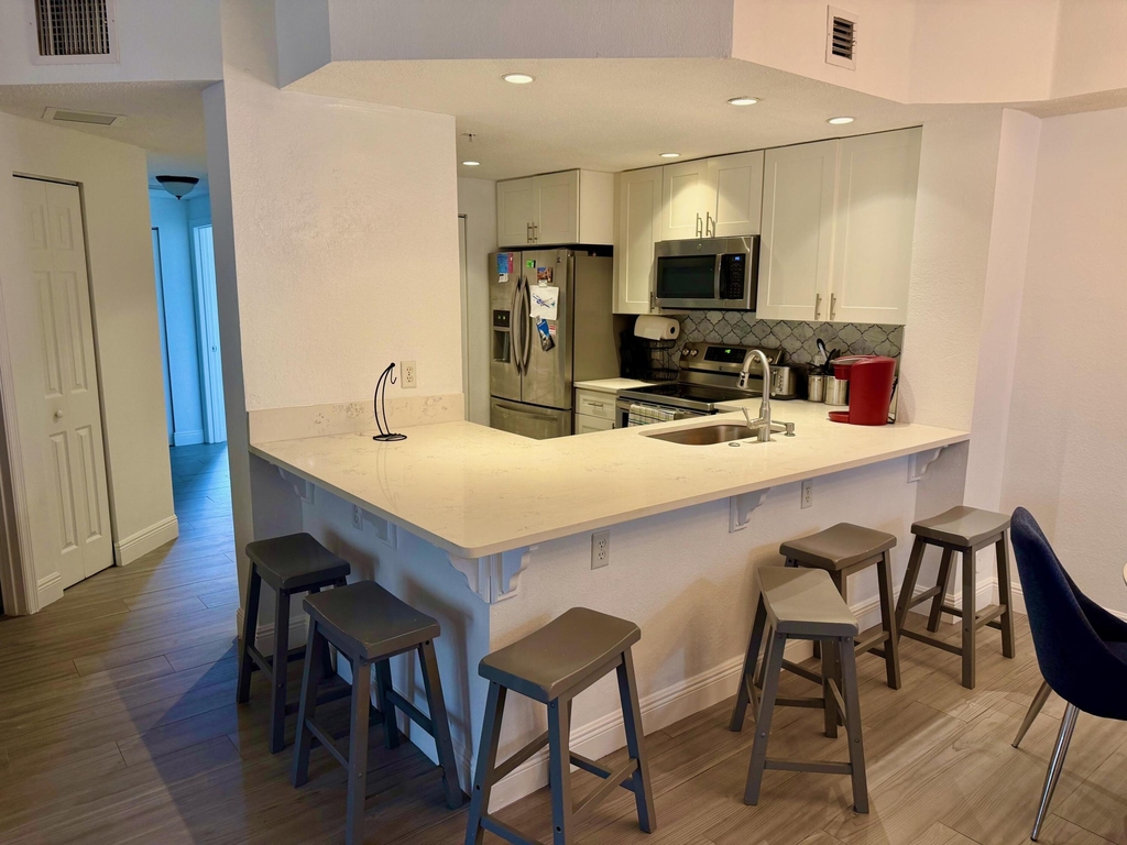 3018 Alcazar Place - Photo 5