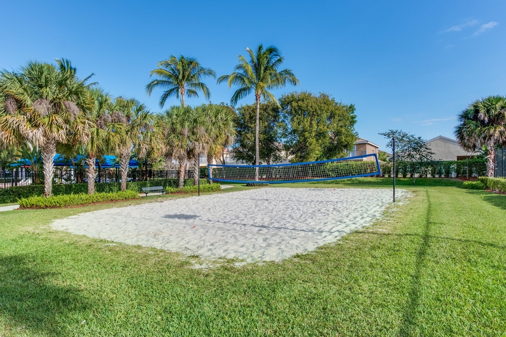 5477 Queenship Court - Photo 44