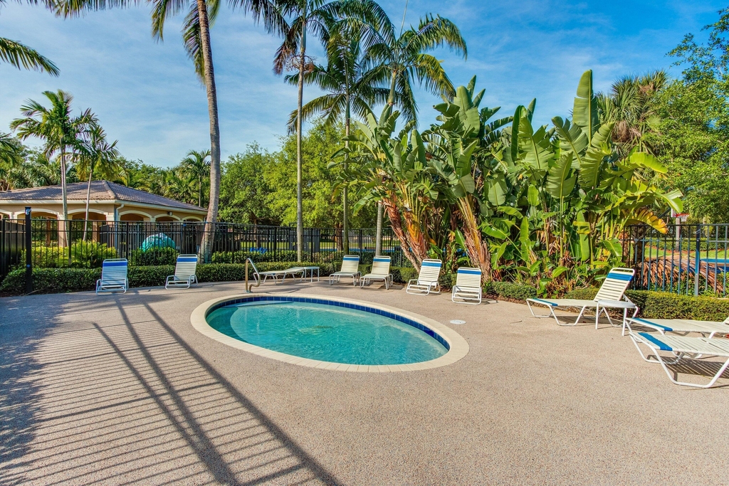 5477 Queenship Court - Photo 41