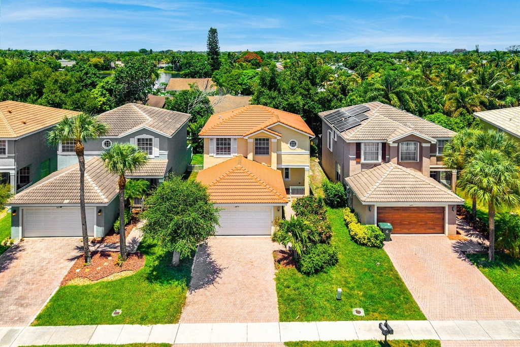 5477 Queenship Court - Photo 37