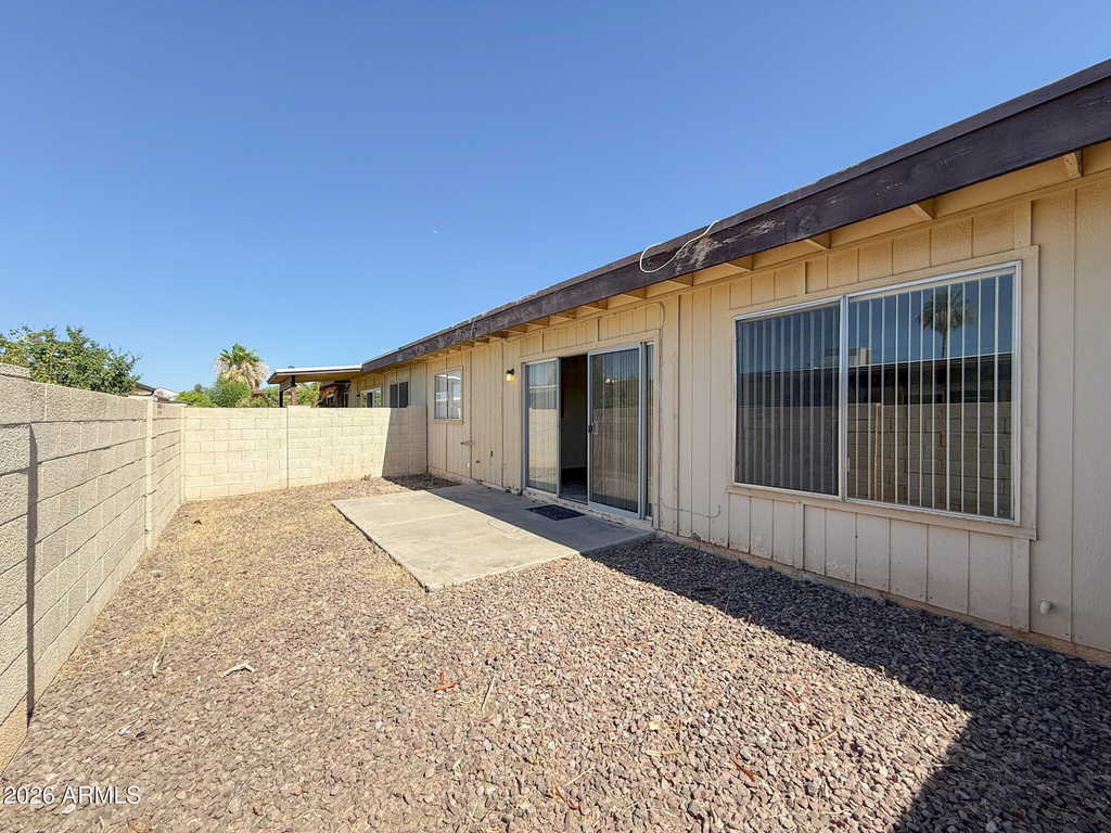 812 W Duke Drive - Photo 16