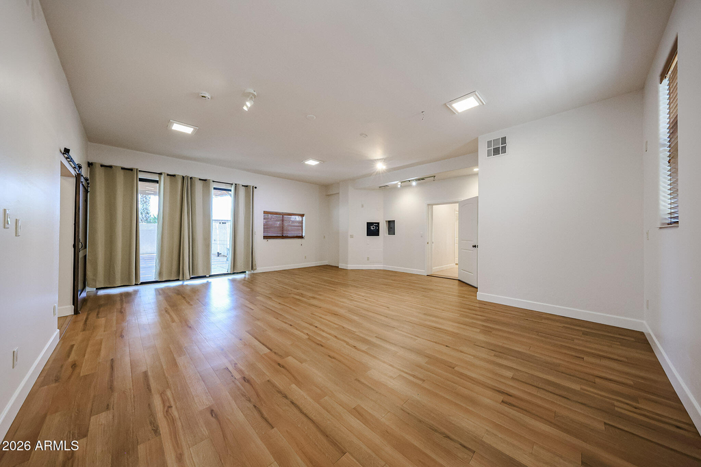 6228 E Pershing Avenue - Photo 5