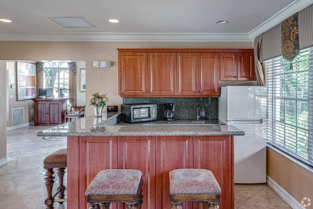 1068 N Benoist Farms Road - Photo 18
