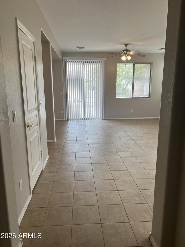 18167 N Arbor Drive - Photo 2