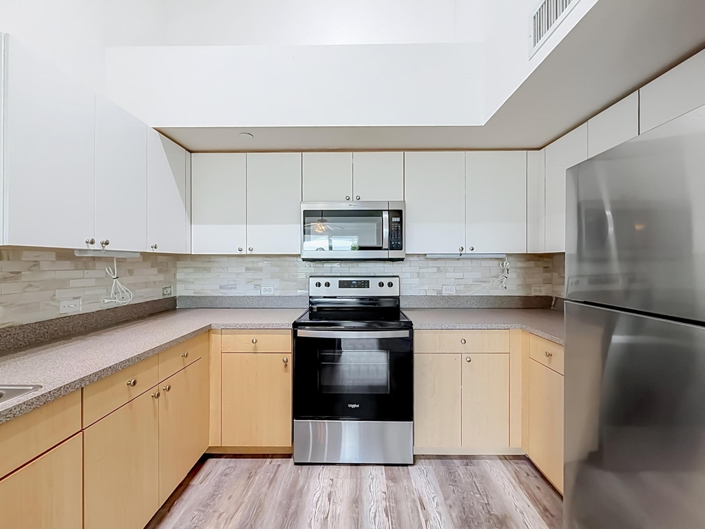 1119 Villa Circle - Photo 10