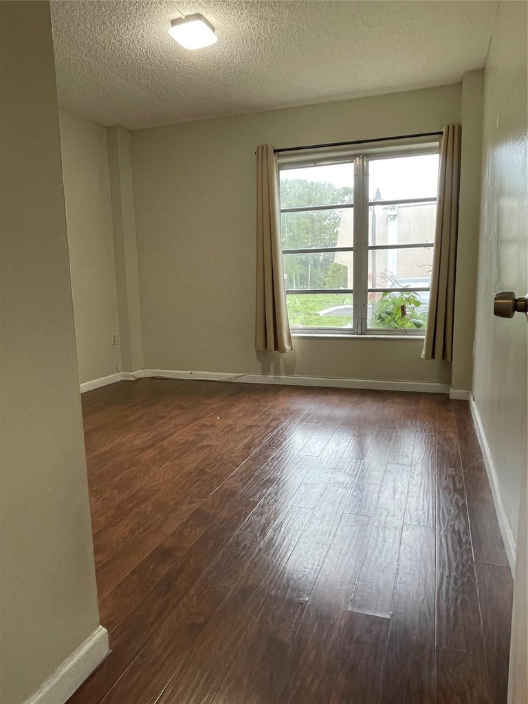 4158 Inverrary Drive - Photo 21