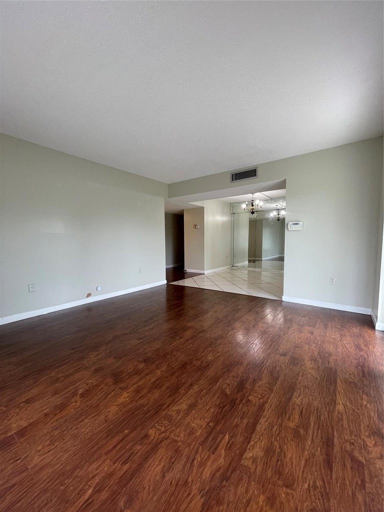 4158 Inverrary Drive - Photo 0