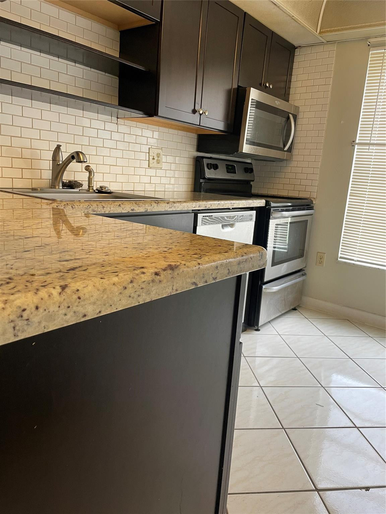 4158 Inverrary Drive - Photo 30