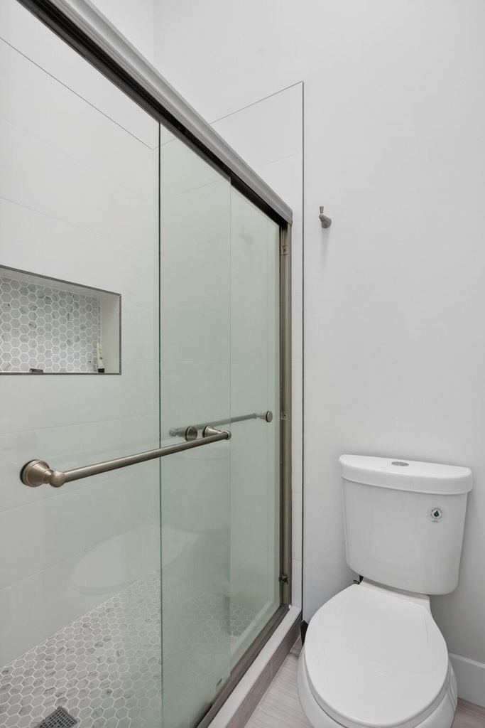 2457 Ne 14th Street - Photo 27