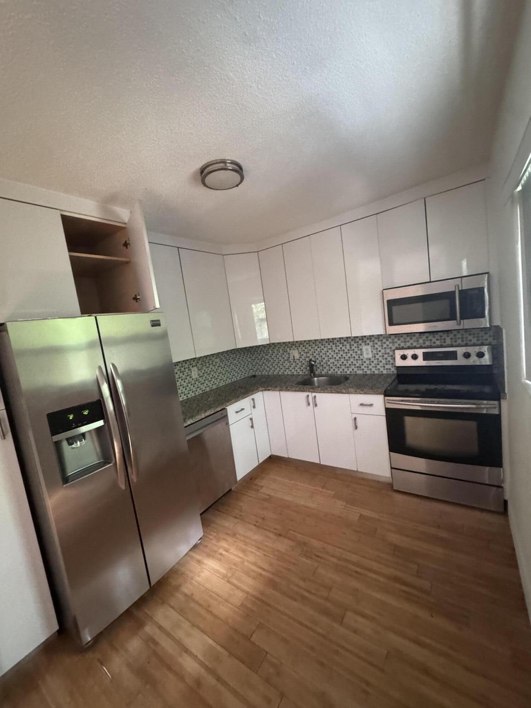 570 Ne 64th Street - Photo 3