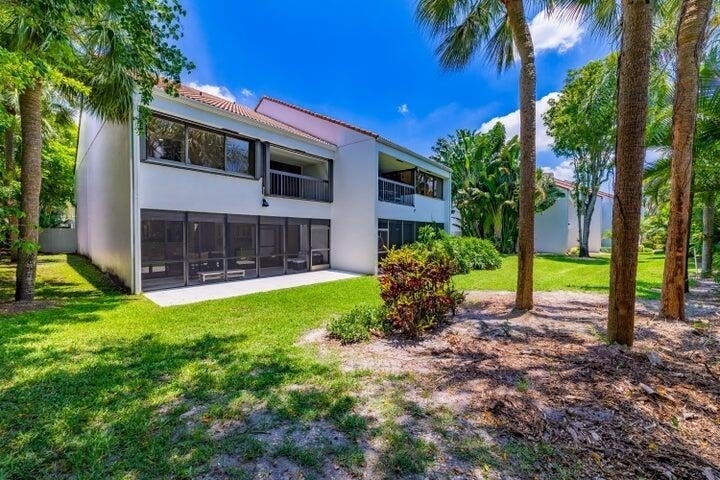 2517 Presidential Way - Photo 10