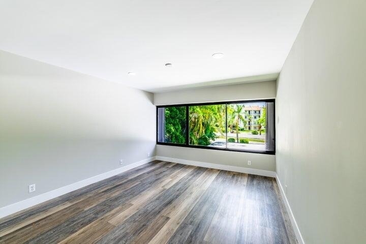 2517 Presidential Way - Photo 27