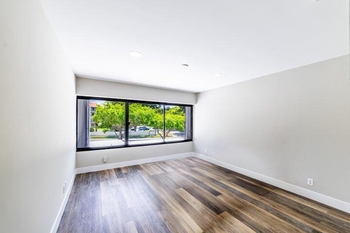 2517 Presidential Way - Photo 31