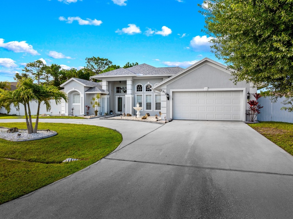 5918 Nw Hann Drive - Photo 3