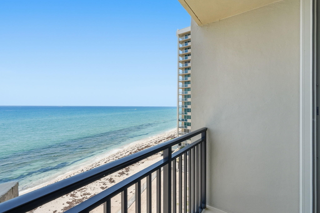 5460 N Ocean Drive - Photo 10