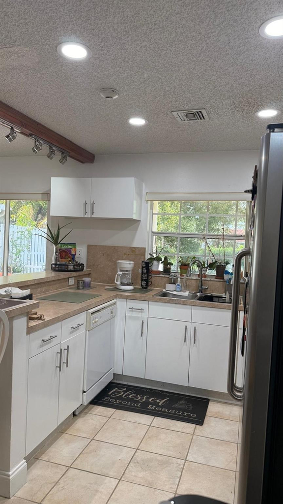 593 Bedford Avenue - Photo 20