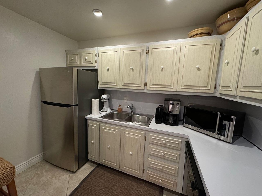 6219 Bay Club Drive - Photo 8