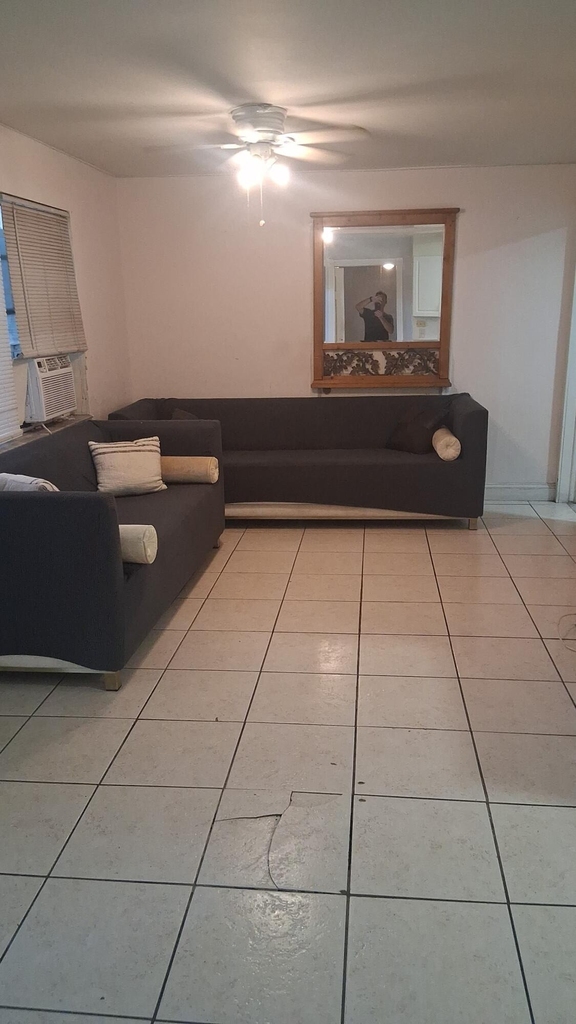 898 Ne 39th Street - Photo 4